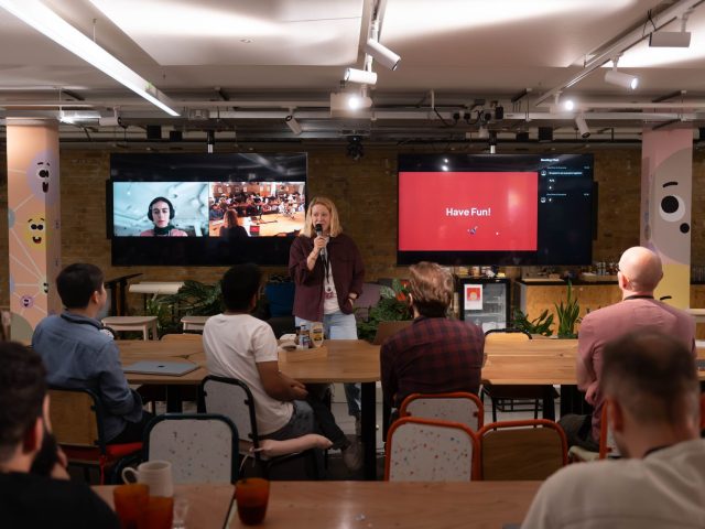 Comment créer une expérience immersive sur votre stand pour attirer plus de visiteurs ?