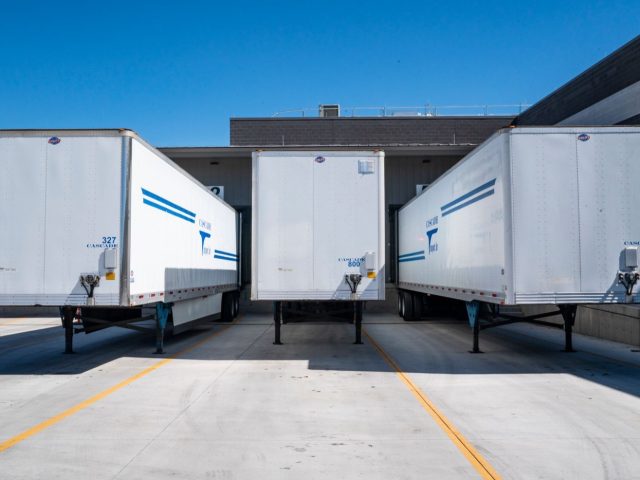 Comparatif stockage stands — entrepôt ou self‑stockage