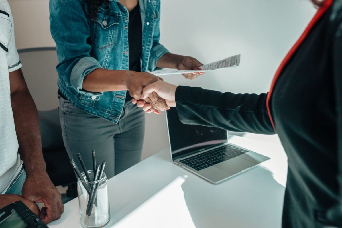 Contrats essentiels à connaître pour les exposants