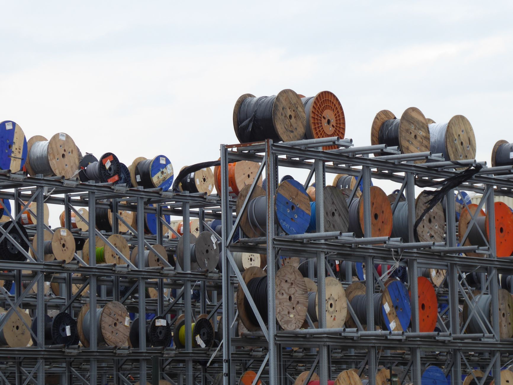 Comparatif stockage stands — entrepôt ou self‑stockage
